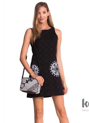 Демисезонное коктейльное платье/ s. /brend desigual