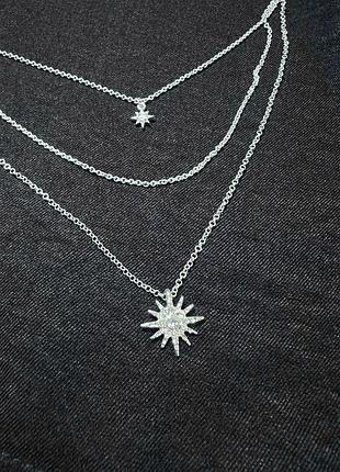 Кольє з білого металу