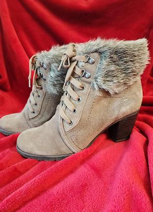 Замшеві бутильйони від tamaris