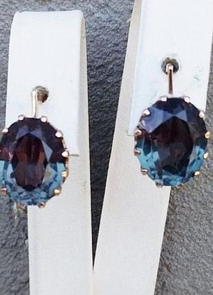 Золотые серьги с александритом ссср