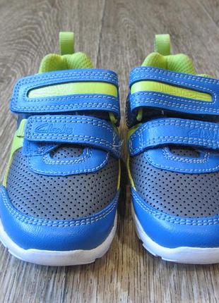 Кроссовки. 3