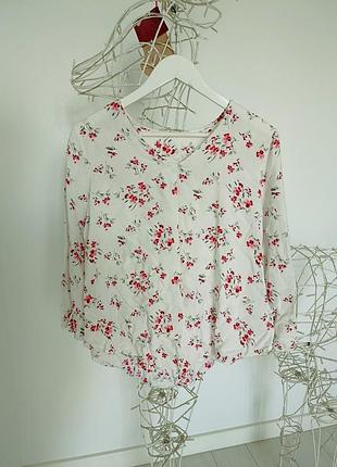 Віскозна блузка з квітами