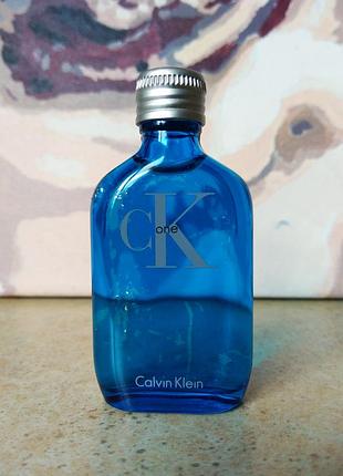 Класний жіночий світшот толстовка calvin klein оригінал summer 2018 мини туалетная вода унисекс 15 мл.