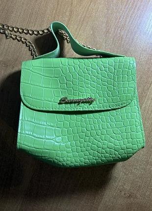 Сумка маленька з еко шкіри на ланцюжку