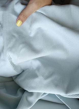 Відрізи якісних тканин, італійський сток або турецького походження