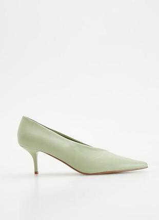 Туфлі-човники