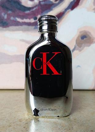 Класний жіночий світшот толстовка calvin klein оригінал platinum edition мини туалетная вода унисекс 15 мл.