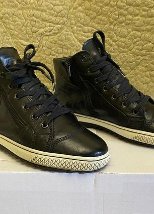 Шикарні, шкіряні, утеплені черевики "gabor". розмір 38,5. устілка - 24.5 см. оригінал! натуральна шкіра найвищої якості!