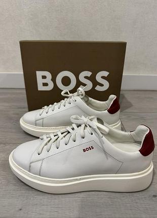 39 размер на стопу 26 см  оригинальные boss