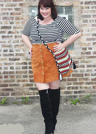 Cтильна вельветова спідниця трендові гудзики