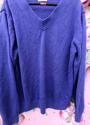 Джемпер жіночий,класний.