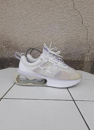 Кросівки жіночі nike wmns air max 2021 da1923-001
розмір 38.5 довжина устілки 24 см
стан гарний