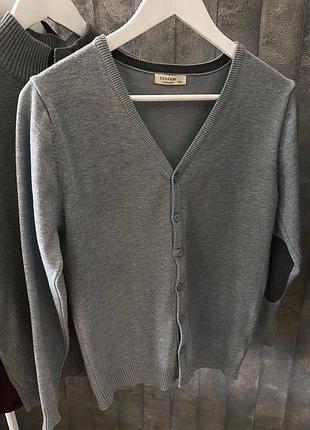 Сірий кардиган для хлопчика 14–16 років
