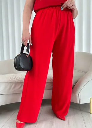 Прямі брюки з фактурної тканини