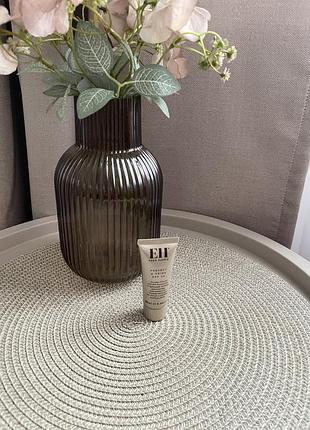 Сонцезахисний легкий крем праймер emma hardie protect & prime spf 30 база під макіяж