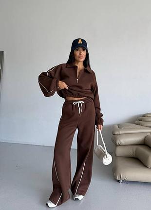 Женский брючный прогулочный костюм