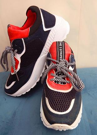 Стильні кросівки для дівчинки (устілка 24 см);👍