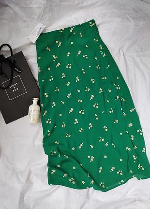 Спідниця з гудзиками