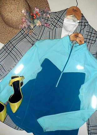 Спортивная кофта с рефлективными вставками