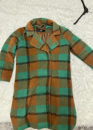 Пальто жіноче