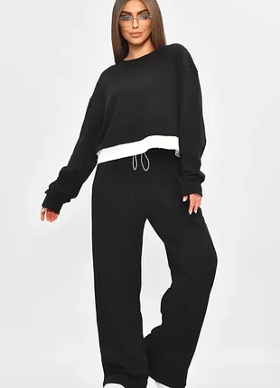 Костюм жіночий