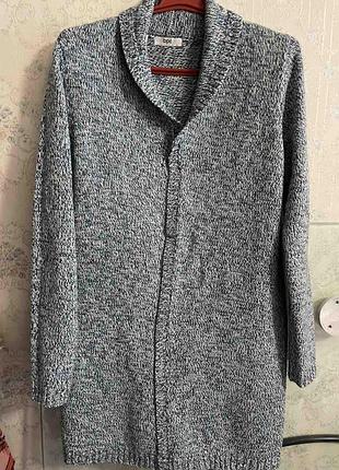 Жіночий кардиган