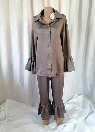 Костюм комбинезон с воланами ткань мокрый шелк вискоза размер универсальная высокая посадка пышный рукав