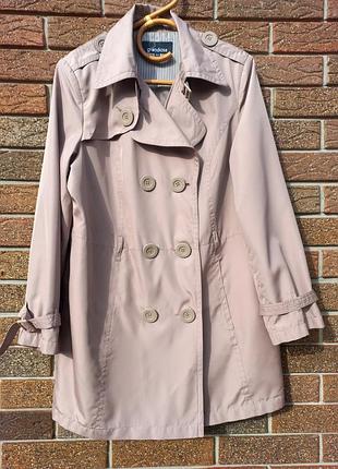 Фірмовий стильний тренч