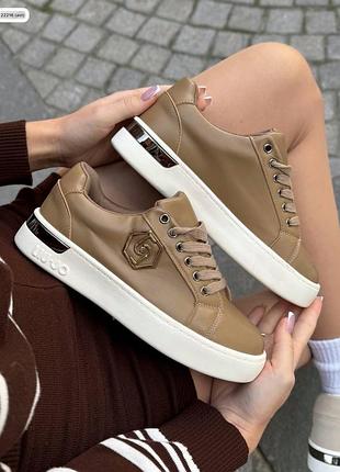 Кеди жіночі