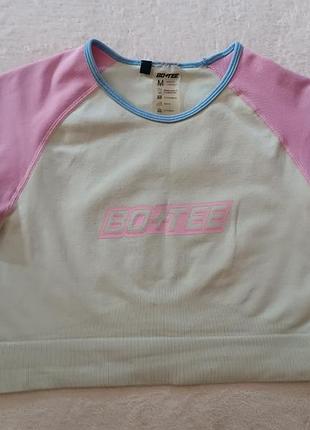 Низкая цена. футболка спортивная. футболка -топ..фирменная кофта. корректирующая. м. новая