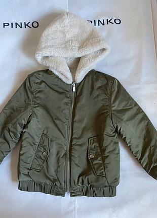 Куртка zara на 9-10 лет