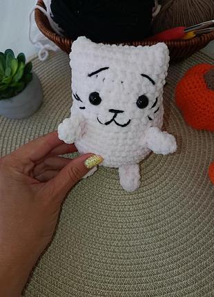 Пушистик котик вязаный