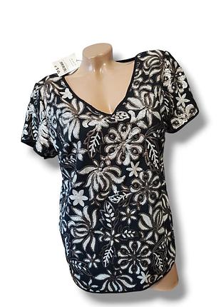 Нарядная блуза в пайетки