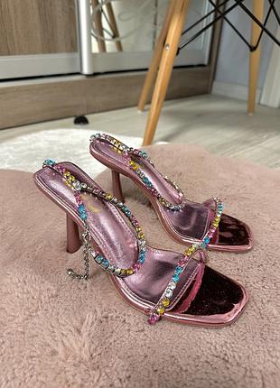 Босоніжки від ego