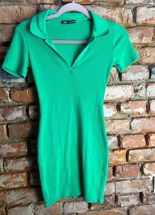 Сукня зеленого кольору рубчик, zara