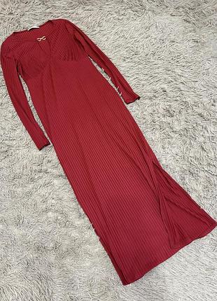 Актуальне гарне плаття довгий рукав