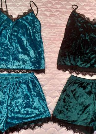 Велюровый комплект 42, 44, 46.