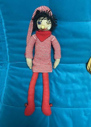 Клоун длинный и яркий вязанный