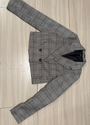 Укорочений жіночий піджак р s