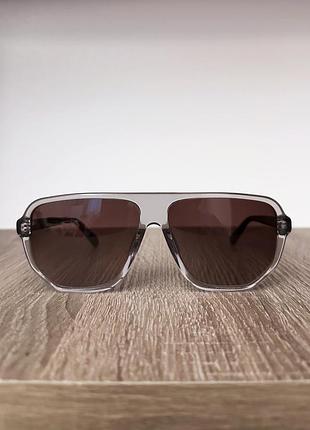 Женские солнцезащитные очки