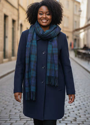 Элегантное женское пальто isle с шарфом