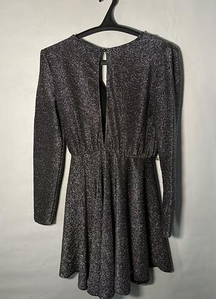 Сукня вечірня розмір м можливо l бо добре тягнеться.