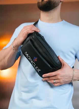 Бананка-сумка moncler черная