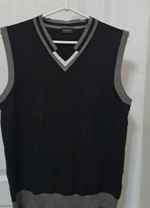 Жилетка чоловіча.