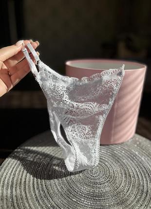 Мереживні трусики на регуляції