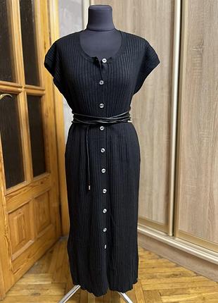 Сукня трикотажна