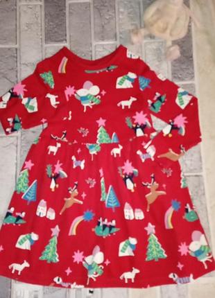 Чудова сукня принт новорічний