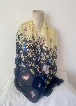 Жіночий шарф