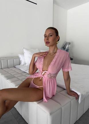 Жіночий пеньюар