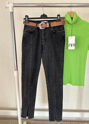 Чорні джинси з розрізами спереду 🖤🍂